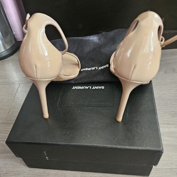 Saint Laurent - Amber 105 patent leather sandals - size 37 - Picture 5 of 8